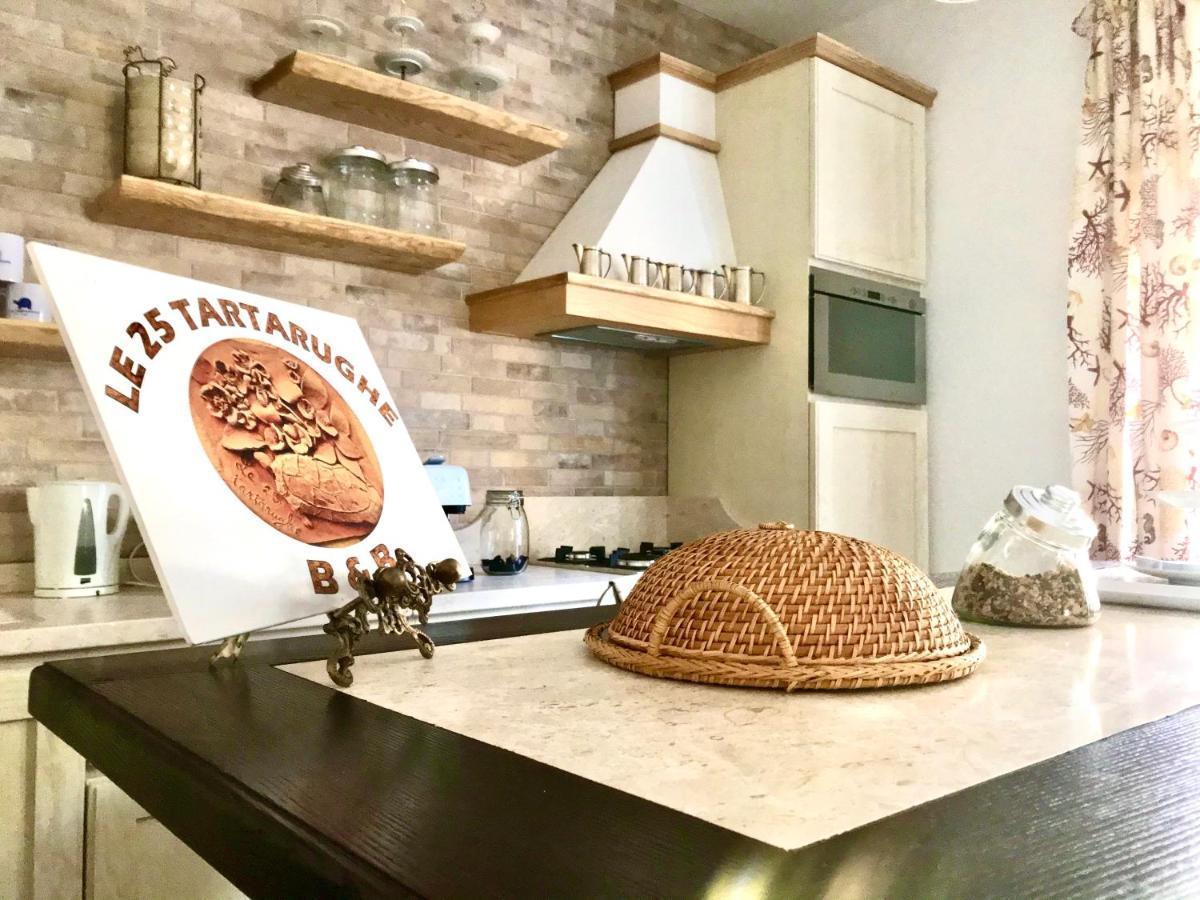 サンタ・テレーザ・ガッルーラ Le 25 Tartarughe Bed & Breakfast エクステリア 写真