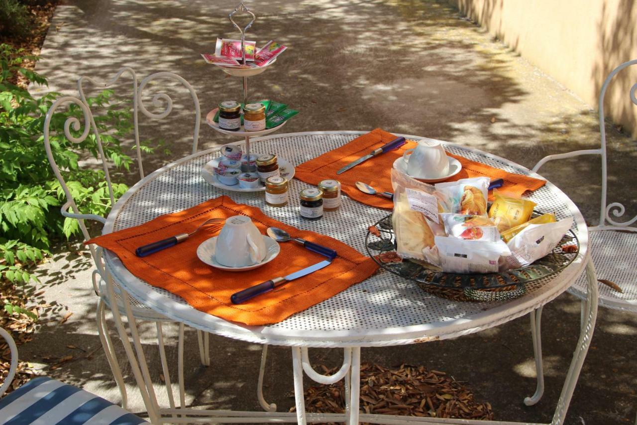 サンタ・テレーザ・ガッルーラ Le 25 Tartarughe Bed & Breakfast エクステリア 写真