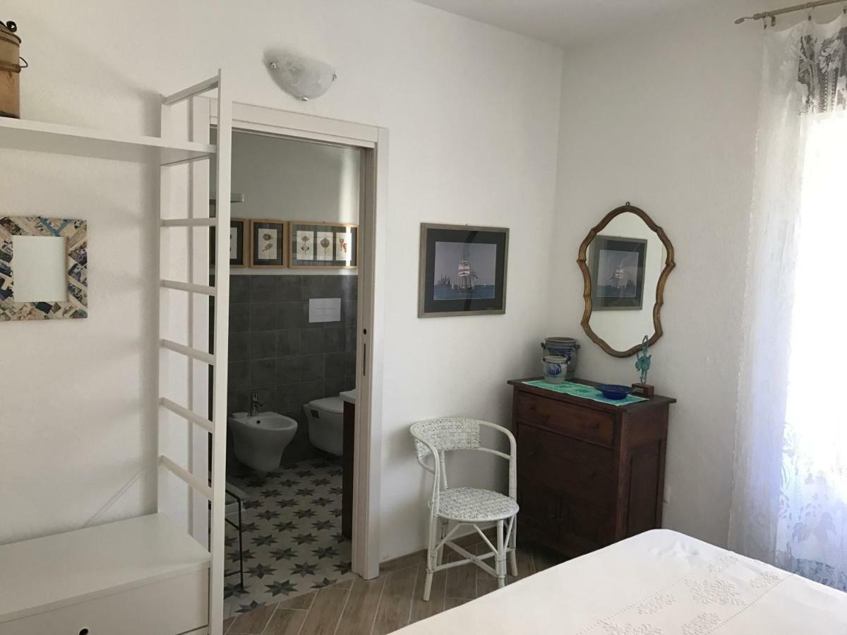 サンタ・テレーザ・ガッルーラ Le 25 Tartarughe Bed & Breakfast エクステリア 写真