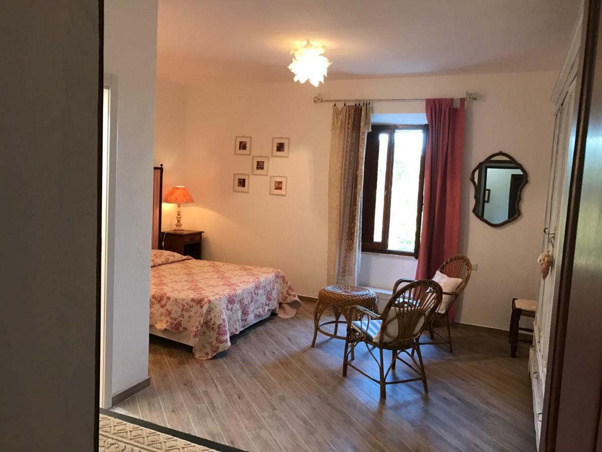 サンタ・テレーザ・ガッルーラ Le 25 Tartarughe Bed & Breakfast エクステリア 写真